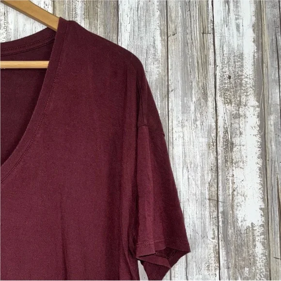 American Eagle Maroon Soft & Sexy Tee - Picture 2 of 4